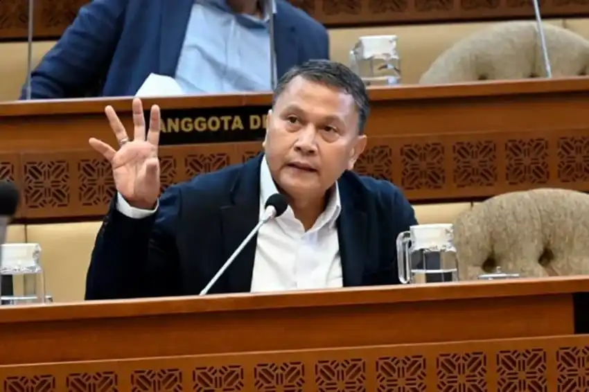 DPR Minta KPU Buka Proses Pembahasan Aturan Pencalonan yang Dikaitkan dengan Gibran DPR Minta KPU Buka Proses Pembahasan Aturan Pencalonan yang Dikaitkan dengan Gibran