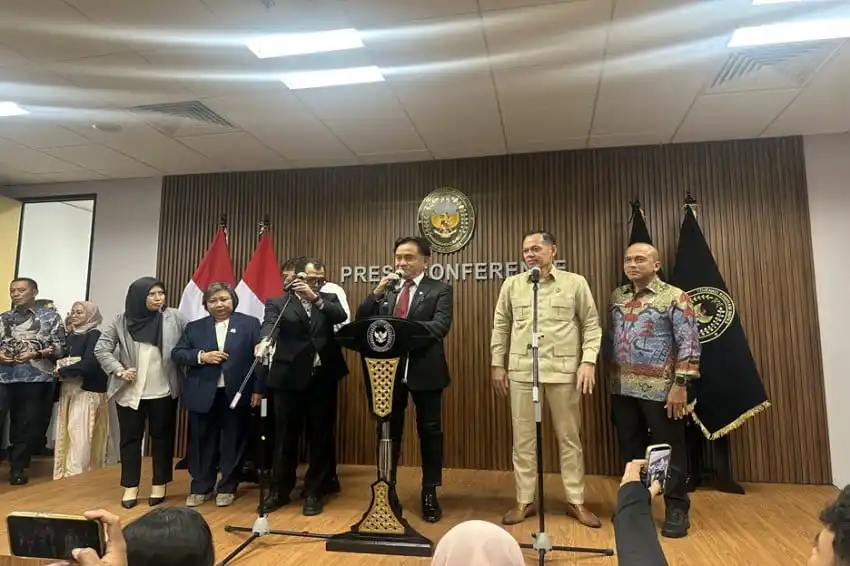 Yusril Buka Ruang Penyelidikan Pidana dalam Kasus Lapas Cibinong Yusril Buka Ruang Penyelidikan Pidana dalam Kasus Lapas Cibinong