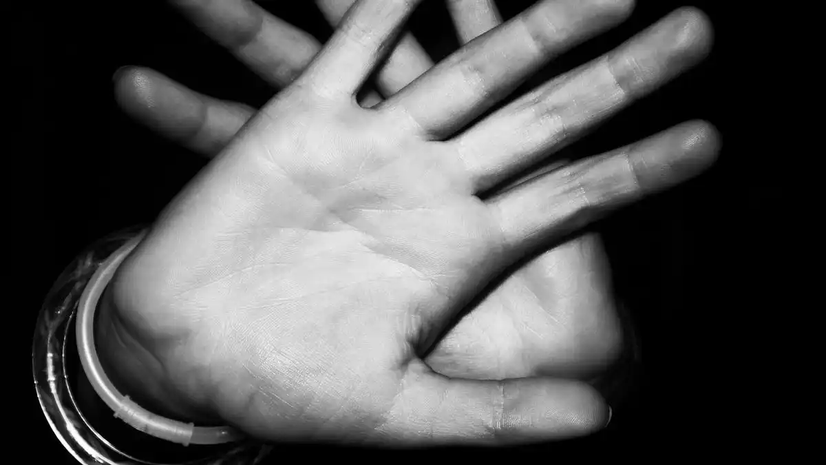 Guru Pesantren di Bekasi Ditetapkan sebagai Tersangka Kekerasan Seksual terhadap Santriwati Guru Pesantren di Bekasi Ditetapkan sebagai Tersangka Kekerasan Seksual terhadap Santriwati