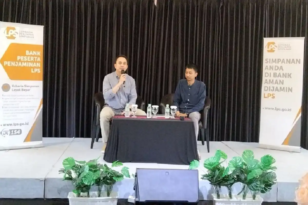 LPS Sampaikan Paparan dalam Silaturahmi dan Temu Media di Demakijos Coffee LPS Sampaikan Paparan dalam Silaturahmi dan Temu Media di Demakijos Coffee
