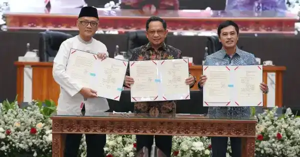 Pemerintah Perketat Validasi Data untuk Menekan Kecurangan Antrean Haji Pemerintah Perketat Validasi Data untuk Menekan Kecurangan Antrean Haji