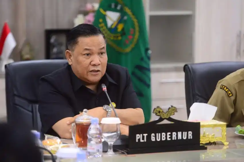 Pemprov Riau Minta 26 Wajib Pungut Segera Lunasi Tunggakan PBBKB Pemprov Riau Minta 26 Wajib Pungut Segera Lunasi Tunggakan PBBKB