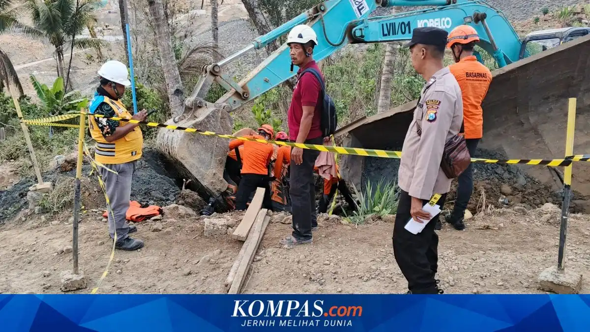 Pekerja Proyek Bendungan Bagong Tewas Terjepit Dump Truck Pekerja Proyek Bendungan Bagong Tewas Terjepit Dump Truck
