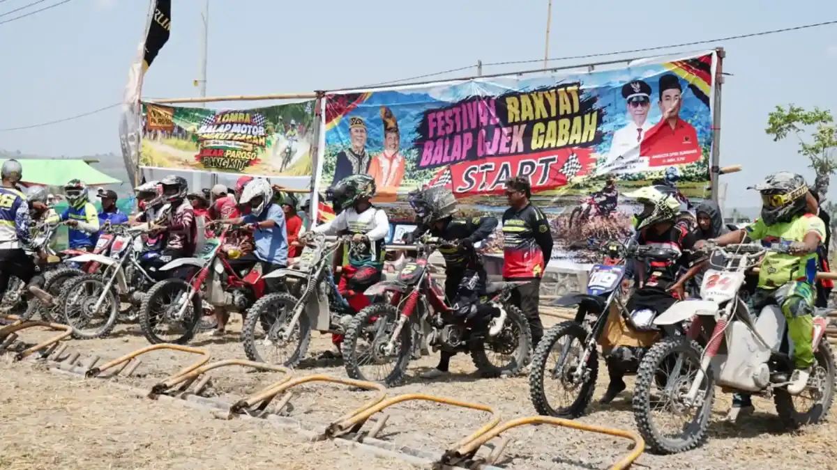 Festival Ojek Gabah Sumbawa Diarahkan Menjadi Ajang Tingkat Kabupaten Festival Ojek Gabah Sumbawa Diarahkan Menjadi Ajang Tingkat Kabupaten