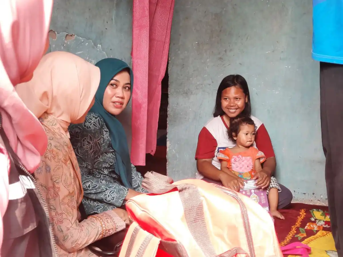 Layanan Homecare Jember Menjangkau Warga Rentan dan Balita Stunting Layanan Homecare Jember Menjangkau Warga Rentan dan Balita Stunting