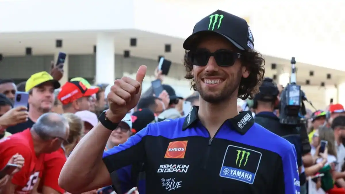 Alex Rins Minta Maaf atas Insiden dengan Marshal di MotoGP Mandalika 2026 Alex Rins Minta Maaf atas Insiden dengan Marshal di MotoGP Mandalika 2026