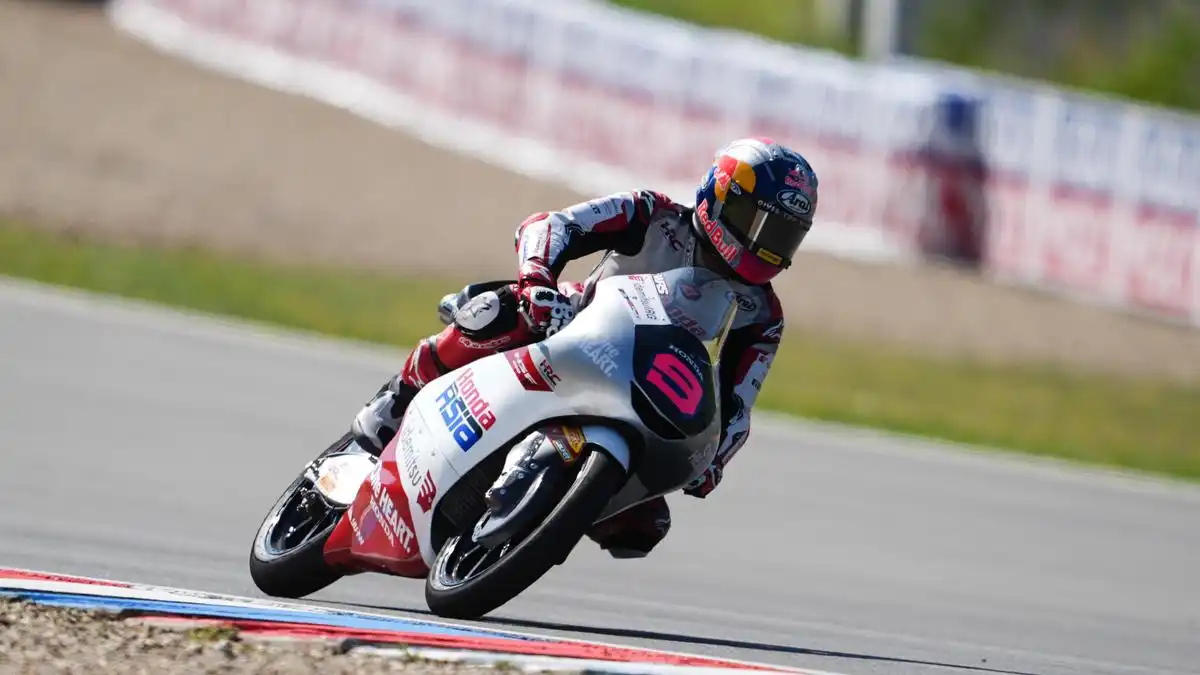 Veda Ega Pratama Amankan Posisi Ketujuh pada Kualifikasi Moto3 Mandalika 2026 Veda Ega Pratama Amankan Posisi Ketujuh pada Kualifikasi Moto3 Mandalika 2026