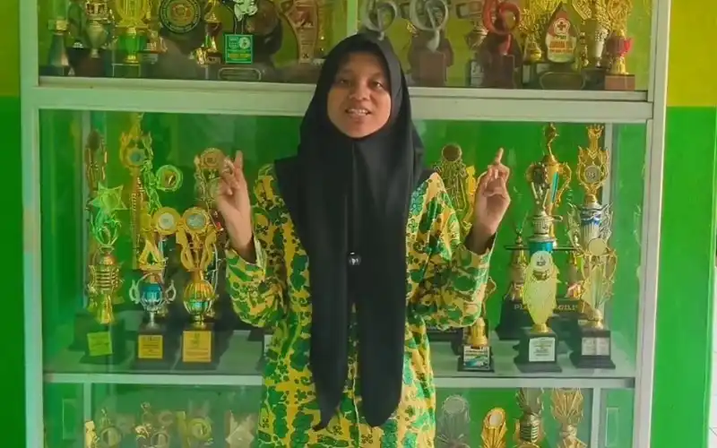 Perjuangan Syifa Mempertahankan Pendidikan di Tengah Keterbatasan Ekonomi