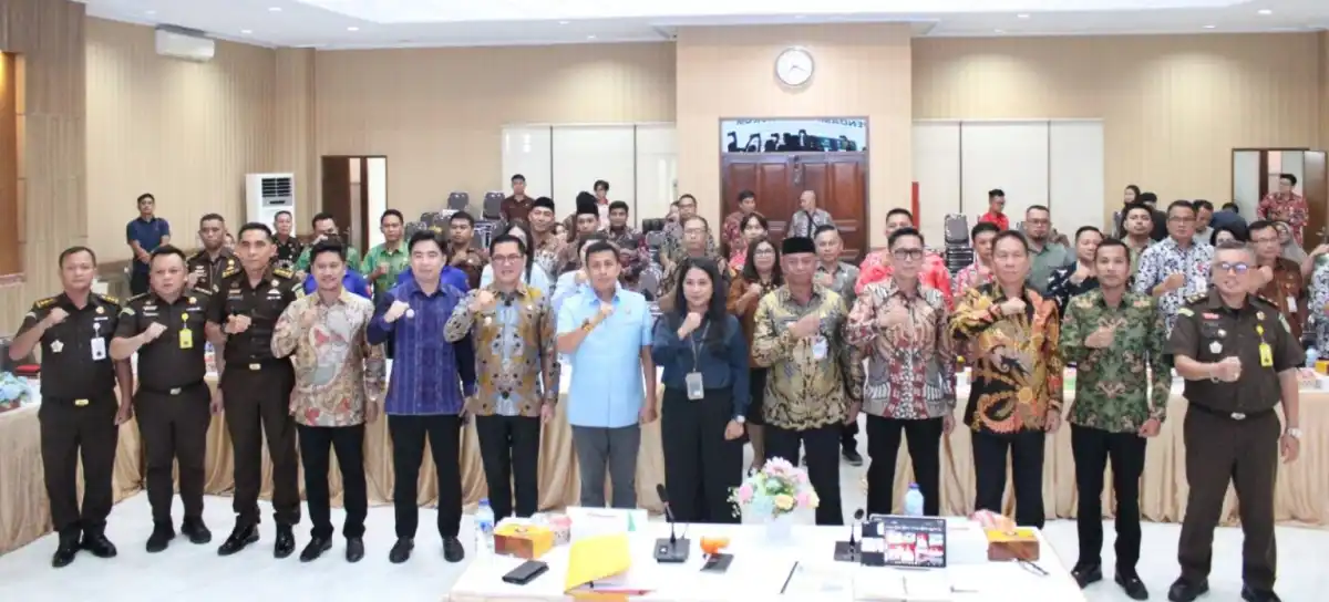 Sekda Mitra Hadiri Rapat Pendampingan Hukum Program Perumahan di Kejati Sulut – Sulawesion Sekda Mitra Hadiri Rapat Pendampingan Hukum Program Perumahan di Kejati Sulut – Sulawesion