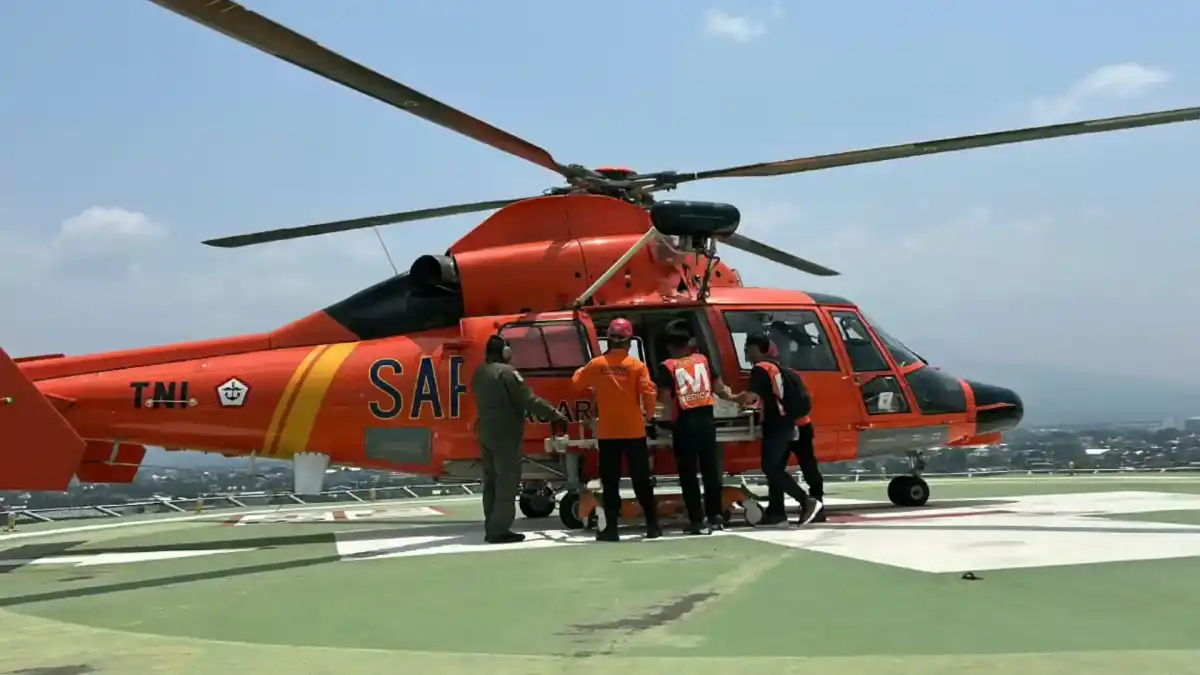 Helikopter Basarnas Dikerahkan untuk Evakuasi Pembalap Moto2 di Mandalika Helikopter Basarnas Dikerahkan untuk Evakuasi Pembalap Moto2 di Mandalika