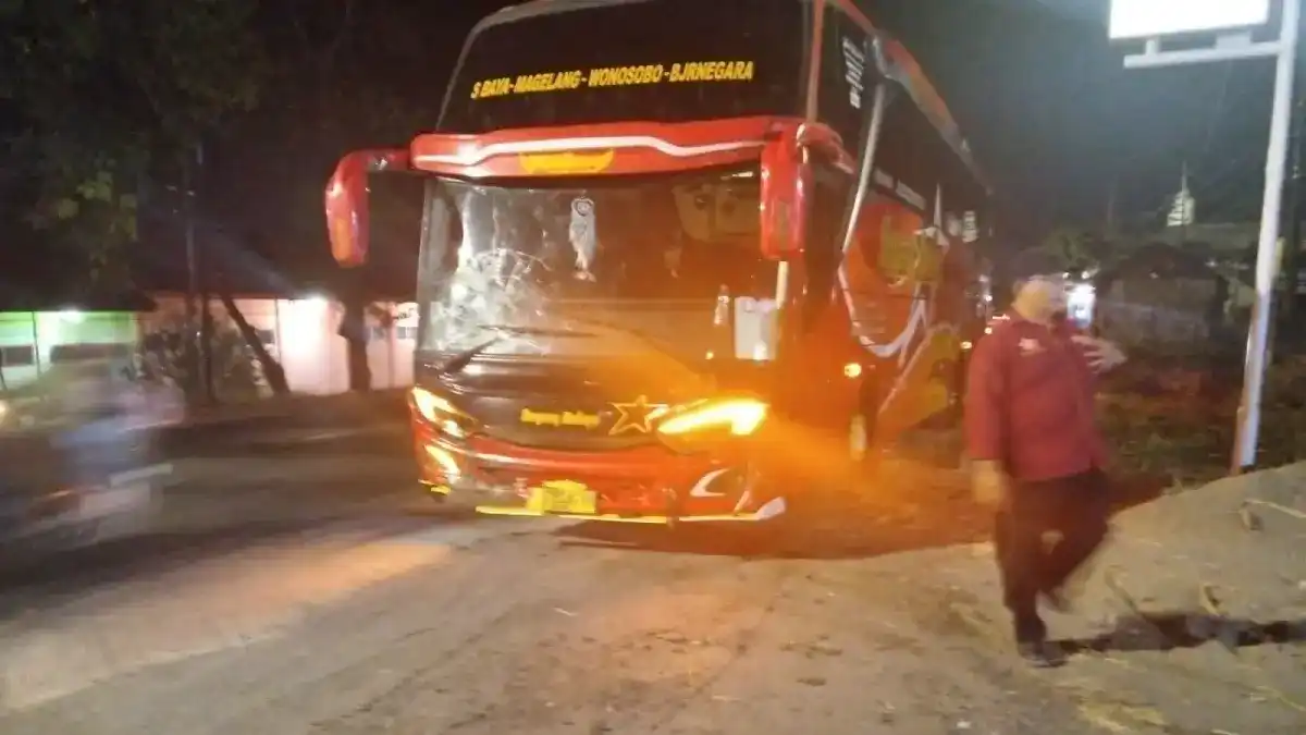 Kecelakaan Bus dan Sepeda Motor di Magetan Menewaskan Pemotor