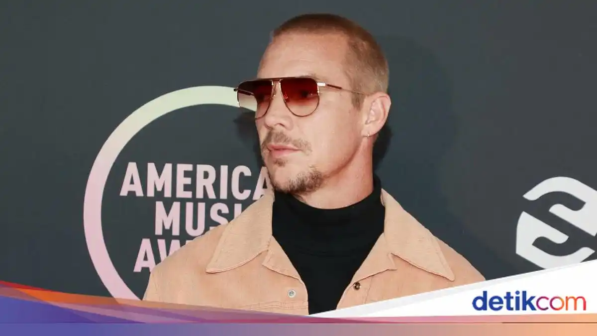 Diplo Terpukau Aksi DJ Habib Gunjat Membawakan Koplo di Bali