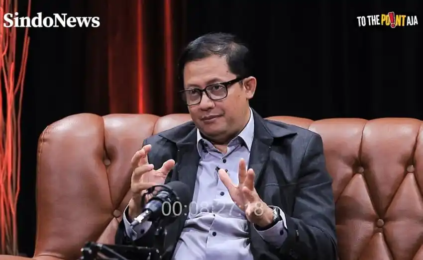 Penilaian Ubedilah Badrun atas Putusan MK mengenai Syarat Pendidikan Gibran Penilaian Ubedilah Badrun atas Putusan MK mengenai Syarat Pendidikan Gibran