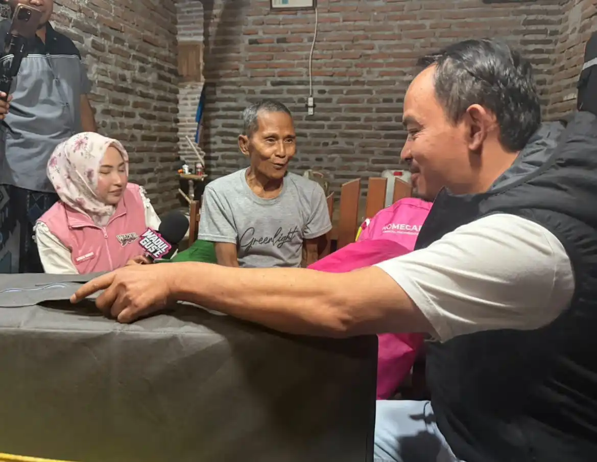 Pemkab Jember Evakuasi Lansia Sumberbaru yang Mengalami Derita Menahun Pemkab Jember Evakuasi Lansia Sumberbaru yang Mengalami Derita Menahun