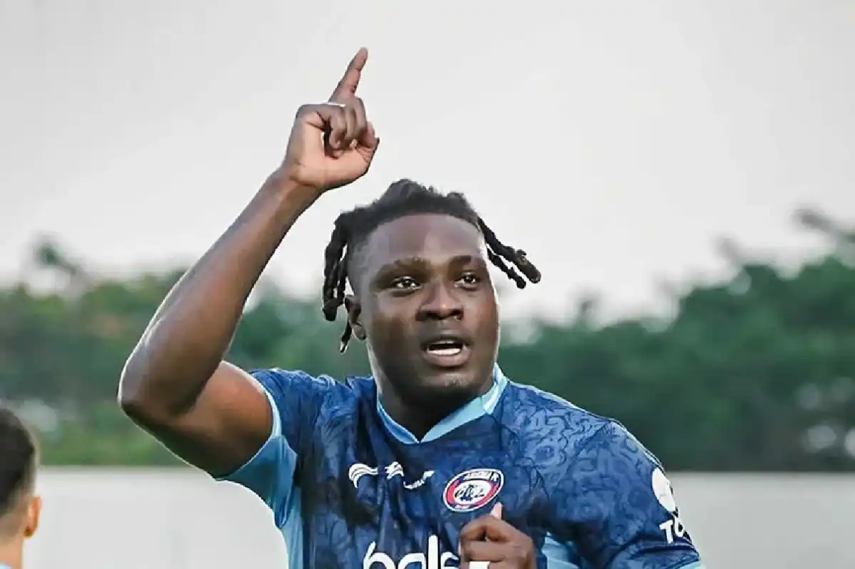 Gol Penyelamat Samuel Otusanya Angkat Arema FC Saat Menjamu Bhayangkara Gol Penyelamat Samuel Otusanya Angkat Arema FC Saat Menjamu Bhayangkara