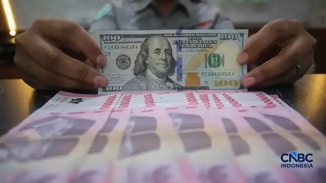 Rupiah Berbalik Tertekan di Tengah Penguatan Dolar dan Gejolak Global Rupiah Berbalik Tertekan di Tengah Penguatan Dolar dan Gejolak Global