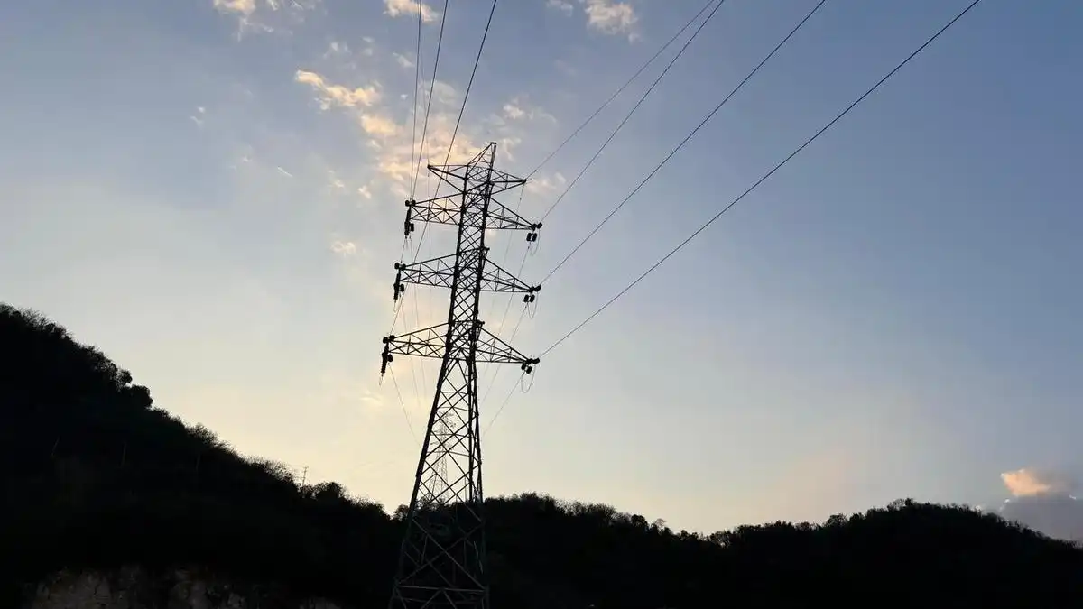 Pemadaman Total Meluas dari Batam ke Bintan, PLN Pulihkan Listrik Bertahap Pemadaman Total Meluas dari Batam ke Bintan, PLN Pulihkan Listrik Bertahap