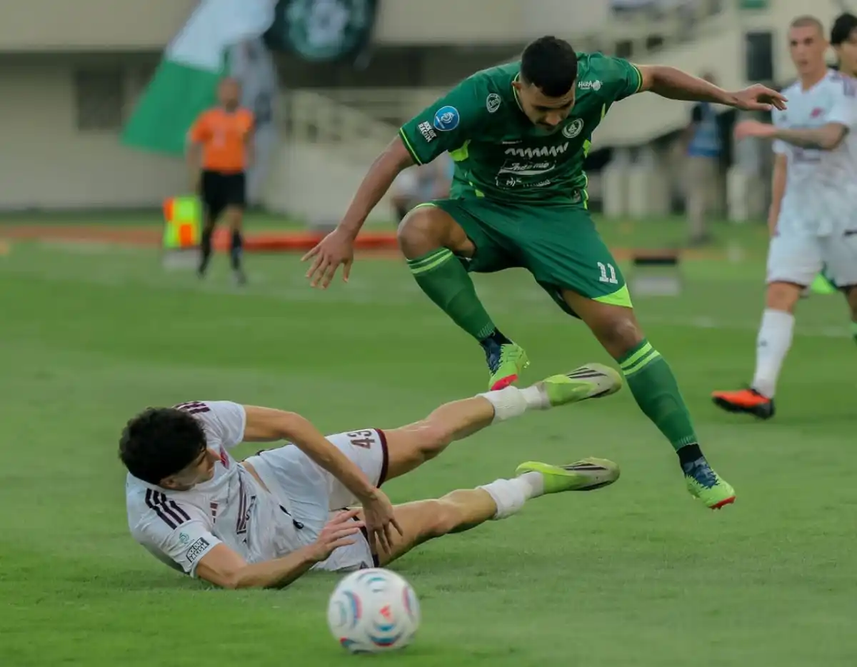 PSS Sleman Raih Kemenangan Telak 3-0 atas PSM Makassar