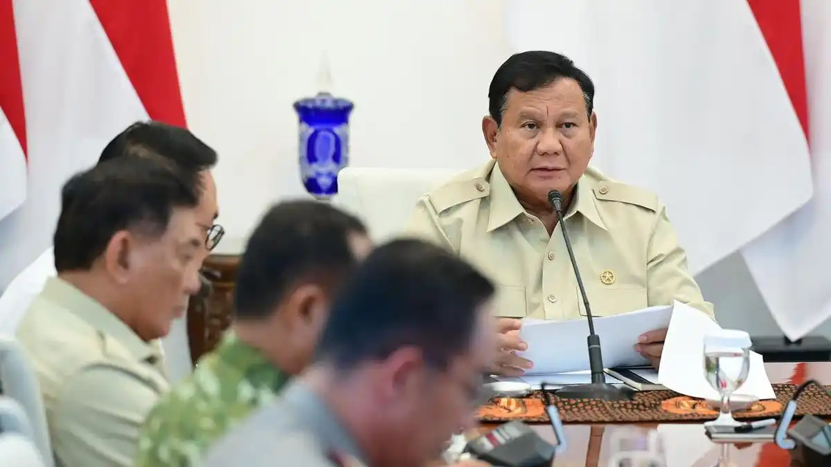 Prabowo Perkuat Penanganan Karhutla di Kalimantan Tengah dan Sumatra Selatan Prabowo Perkuat Penanganan Karhutla di Kalimantan Tengah dan Sumatra Selatan
