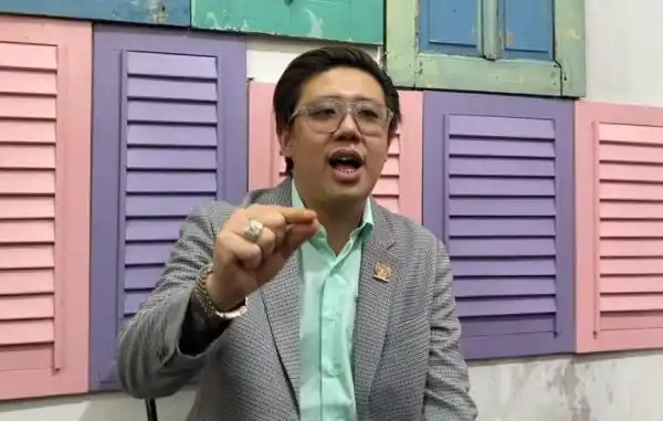 Sarwendah Tegaskan Tak Terlibat dalam Laporan Dugaan Peretasan Email Ruben Onsu Sarwendah Tegaskan Tak Terlibat dalam Laporan Dugaan Peretasan Email Ruben Onsu