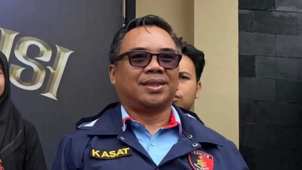 Siswi SMK Asal Tasikmalaya Ditemukan Selamat di Apartemen Tangerang Setelah 10 Hari Hilang Siswi SMK Asal Tasikmalaya Ditemukan Selamat di Apartemen Tangerang Setelah 10 Hari Hilang