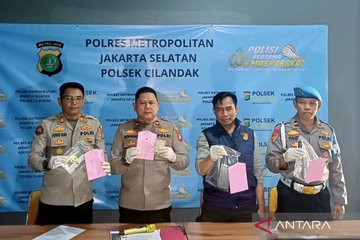 Pria di Cilandak Kehilangan Motor Setelah Bertemu Kenalan WhatsApp