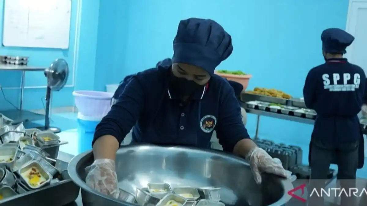 BGN Tetapkan Prosedur Pendinginan Makanan untuk Menjaga Keamanan Program MBG BGN Tetapkan Prosedur Pendinginan Makanan untuk Menjaga Keamanan Program MBG