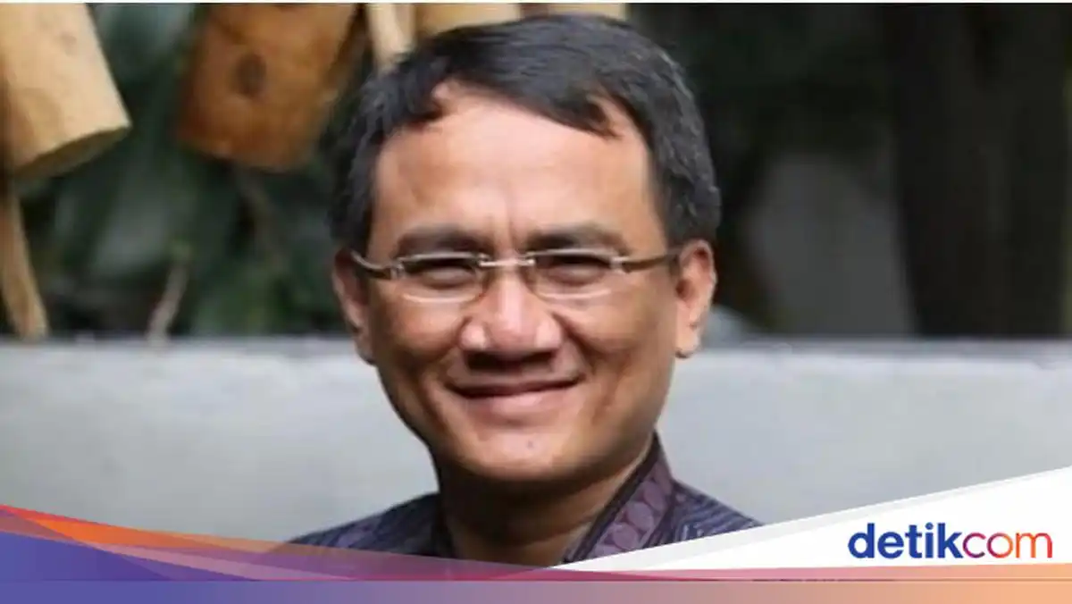 Andi Arief Nilai Pansus DPR Dapat Menjadi Ruang Klarifikasi bagi Gibran Andi Arief Nilai Pansus DPR Dapat Menjadi Ruang Klarifikasi bagi Gibran