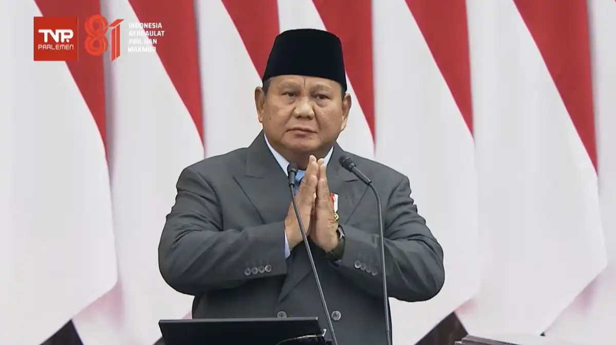 Prabowo Berseloroh soal Tepuk Tangan Meriah untuk Sherly Tjoanda Prabowo Berseloroh soal Tepuk Tangan Meriah untuk Sherly Tjoanda