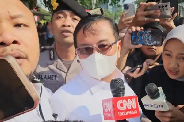 Rustian Diperbolehkan Pulang Usai Pemeriksaan OTT KPK, Statusnya Masih Saksi