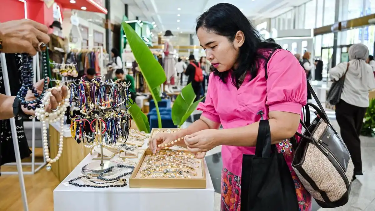 Pertamina Fasilitasi 38 UMKM Binaan Menembus Pasar Baru di INACRAFT 2026