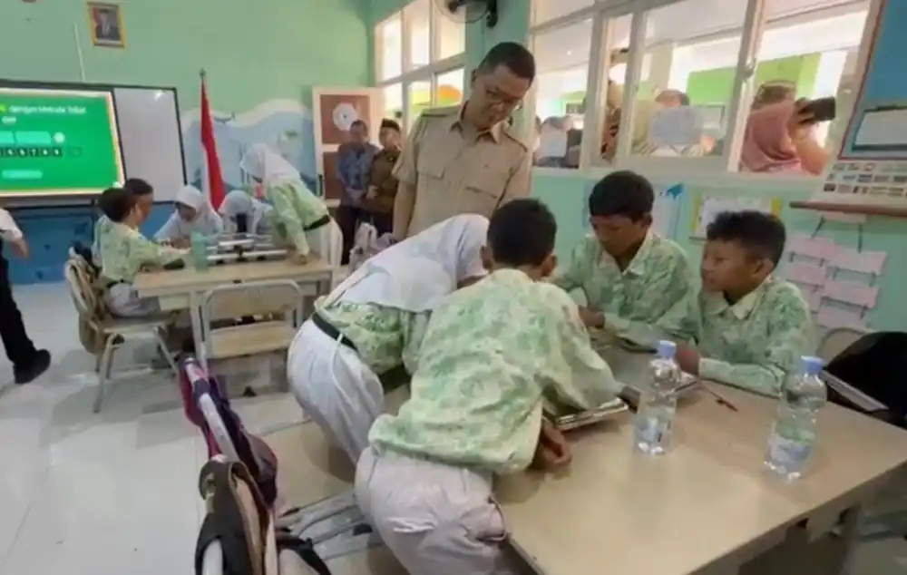Menko PMK Tinjau Pelaksanaan Transformasi Pendidikan di Kabupaten Bogor