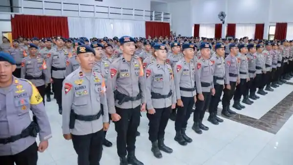 Brimob NTB Perkuat Penanganan Karhutla di Lima Kabupaten Kalimantan